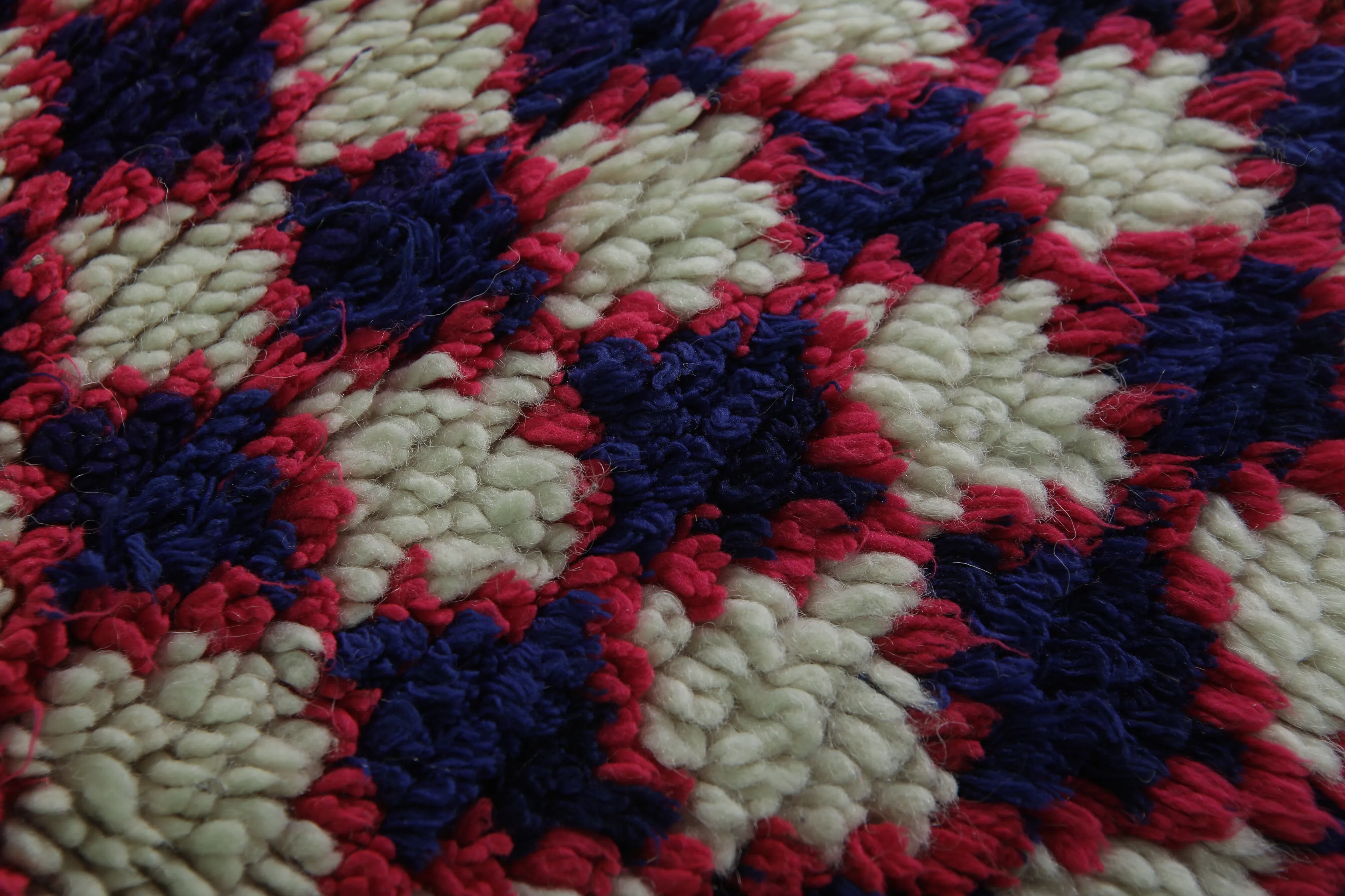 Vintage Moroccan Berber Rug – 3.6 X 9.2 Feet | Handwoven Beauty