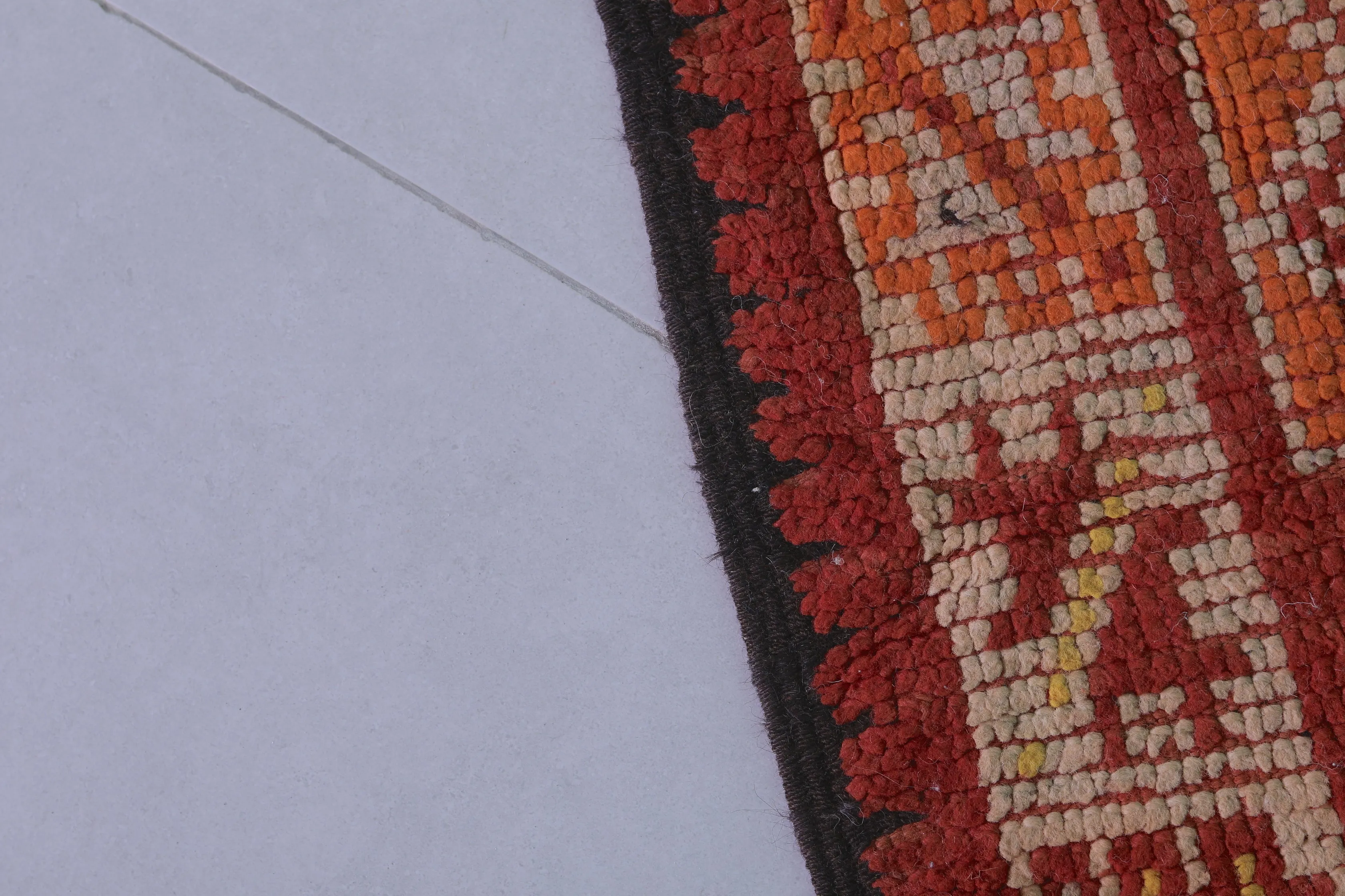 Vintage Moroccan Hallway Rug – 4.3 x 11.3 Feet | Handwoven Berber Carpet