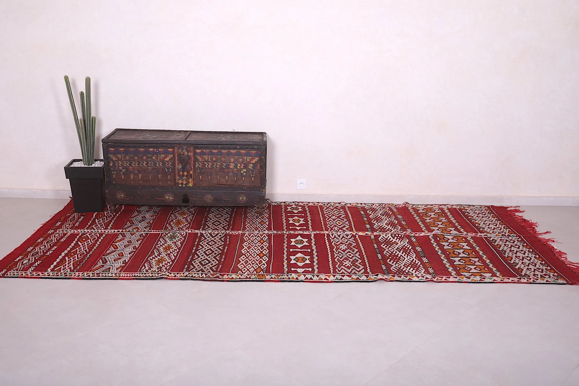 Vintage Moroccan Handwoven Kilim Rug - Red and White Geometric Design - 5.4x11.8 ft