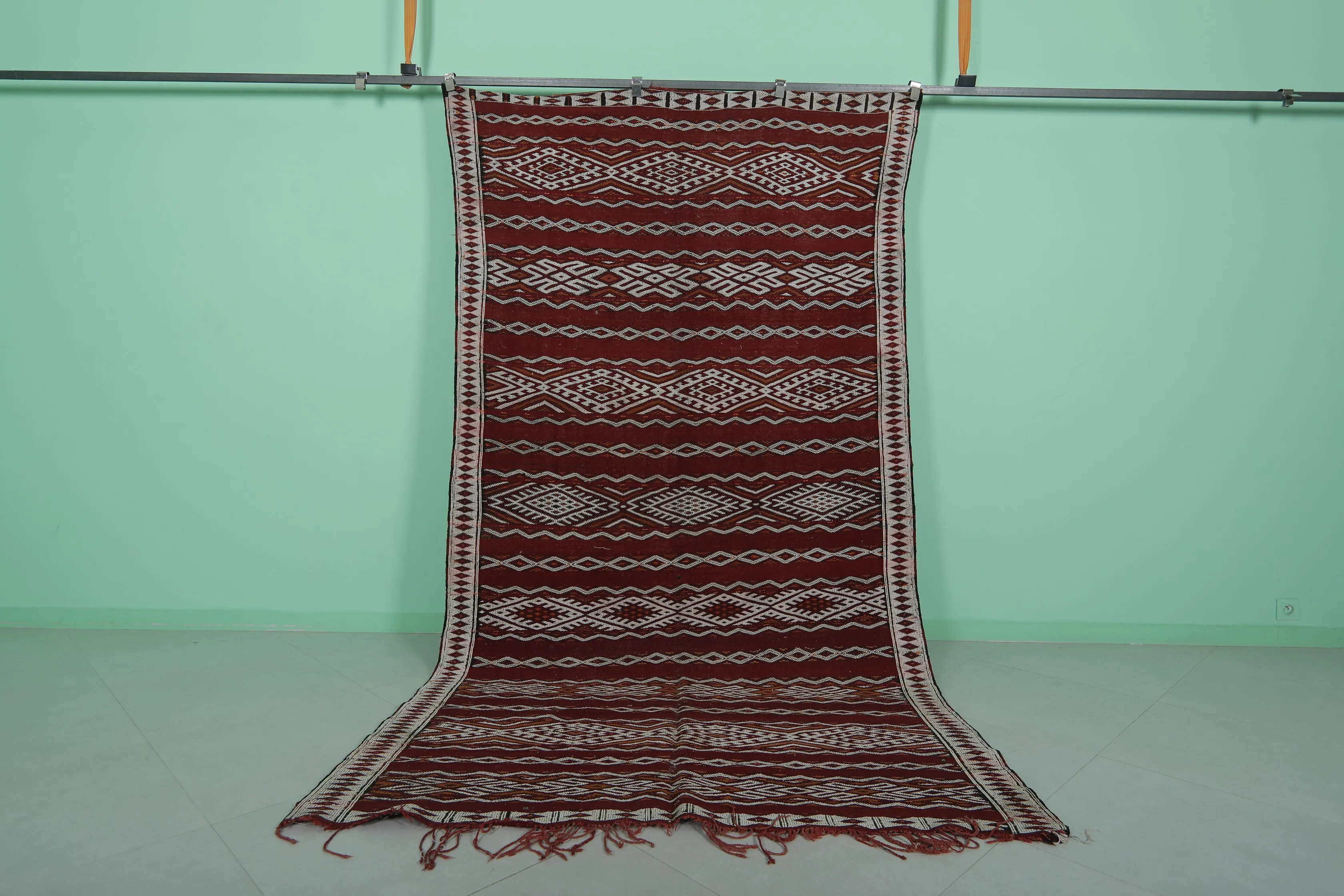 Vintage Moroccan Kilim 5.5 FT x 10.2 FT – Authentic Berber Craft