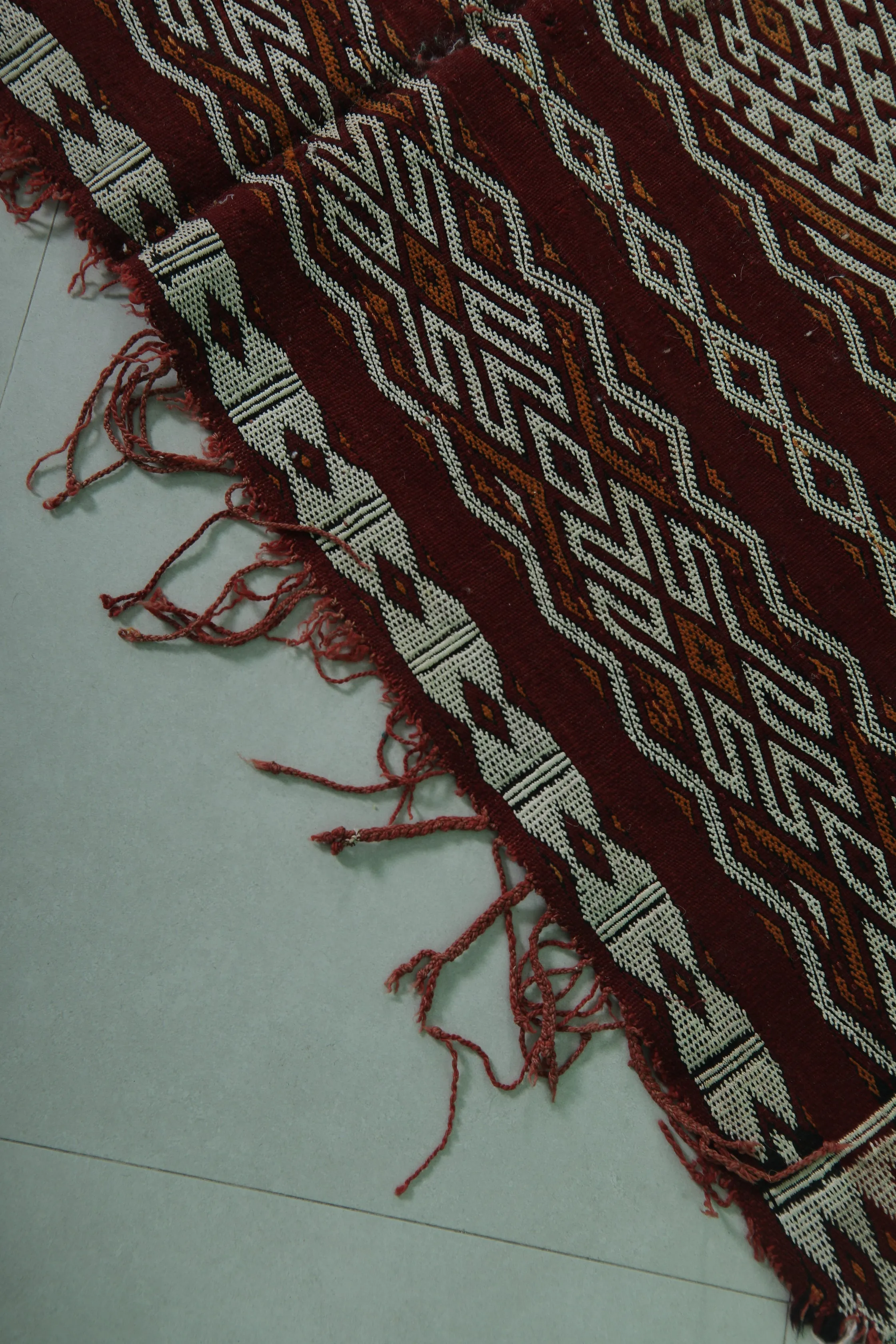 Vintage Moroccan Kilim 5.5 FT x 10.2 FT – Authentic Berber Craft