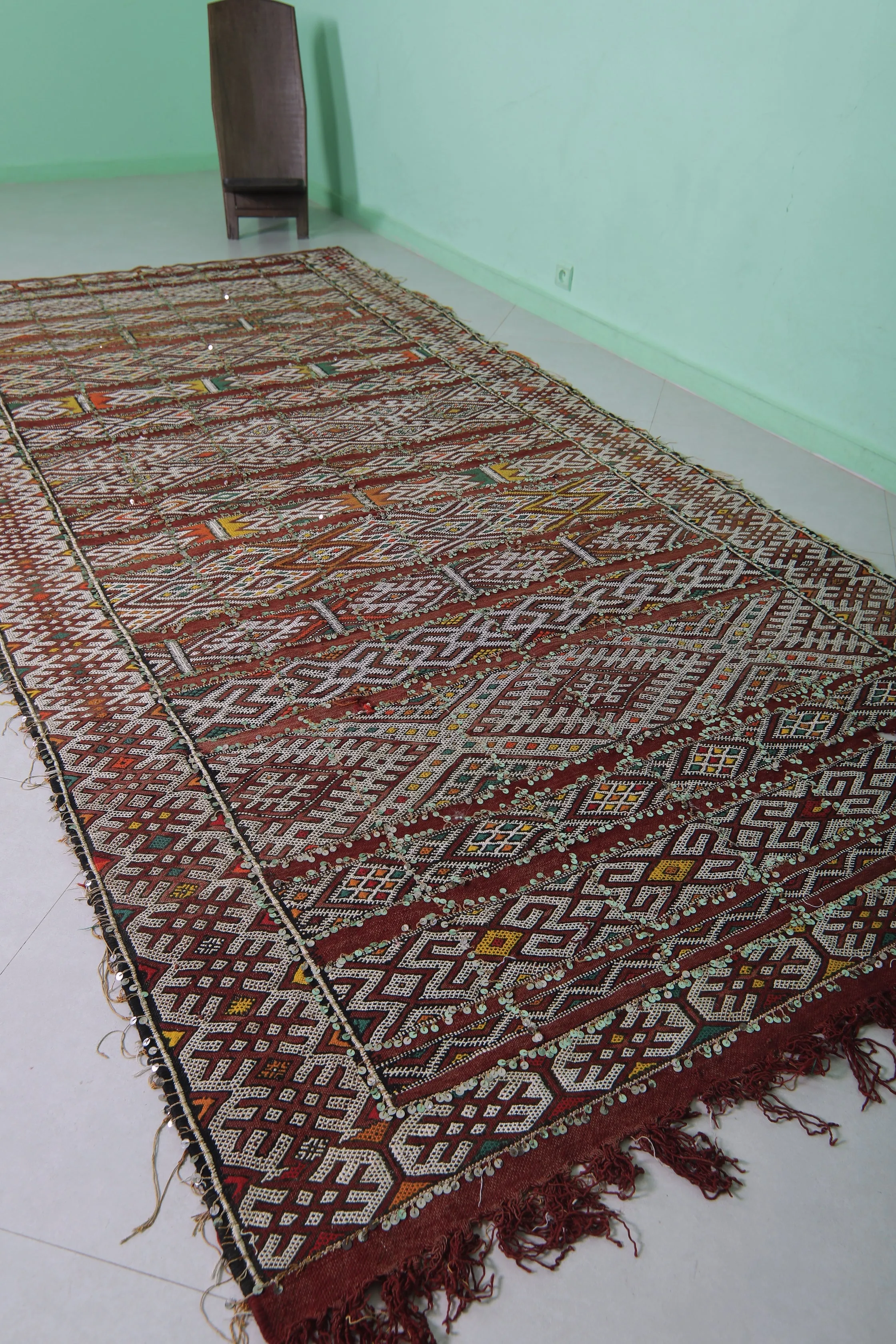 Vintage Moroccan Kilim - 5.5 FT X 12.2 FT - Authentic Handwoven Rug