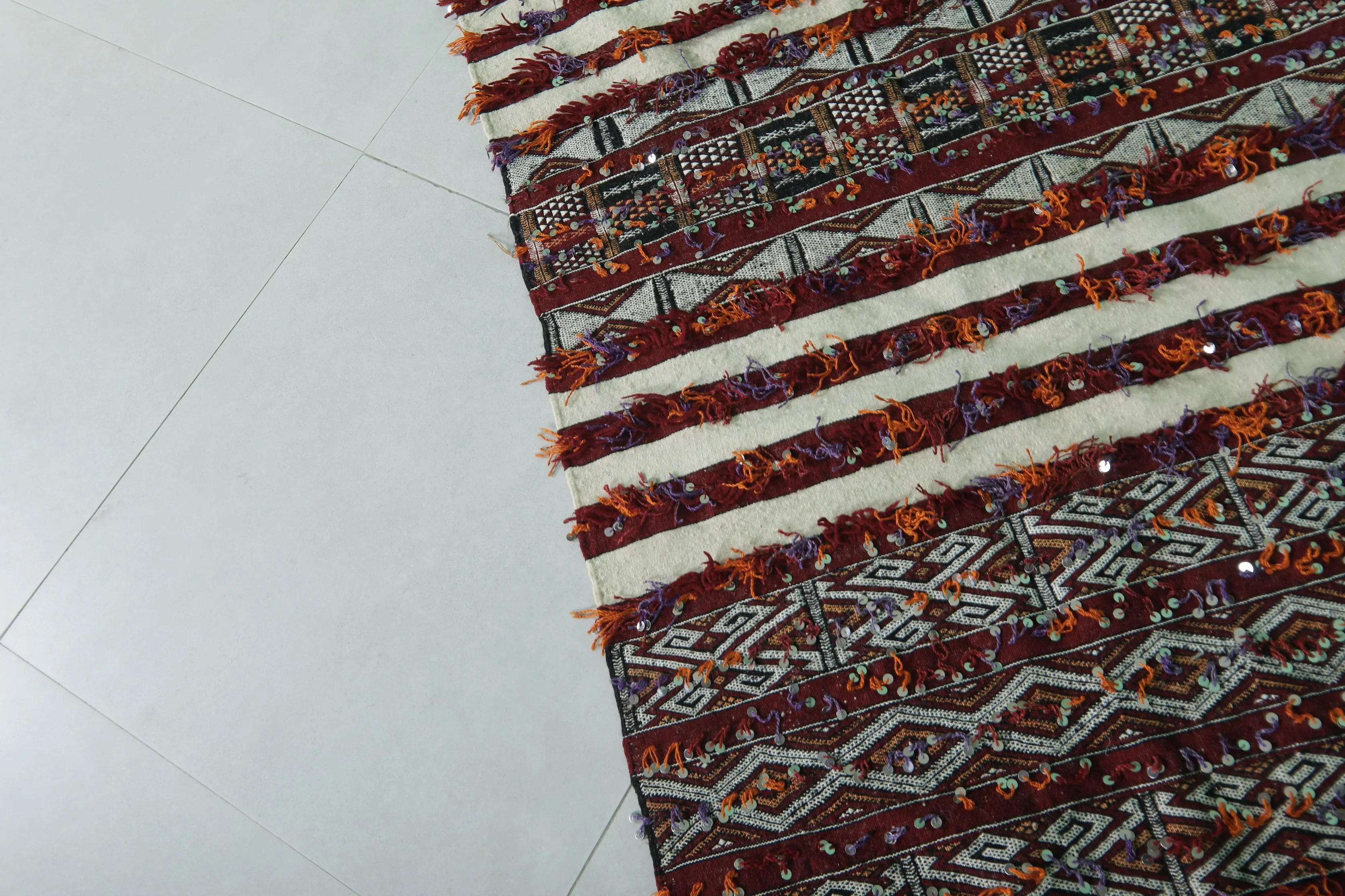 Vintage Moroccan Kilim - Handwoven Striped Design - 5.3x9.1 ft