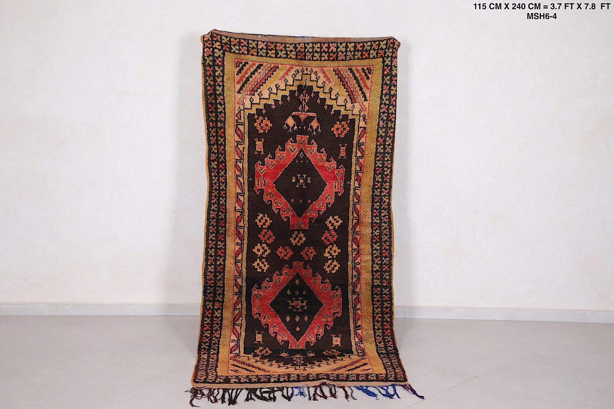 Vintage Moroccan Rug 3.7 x 7.8 FT - Traditional Elegance