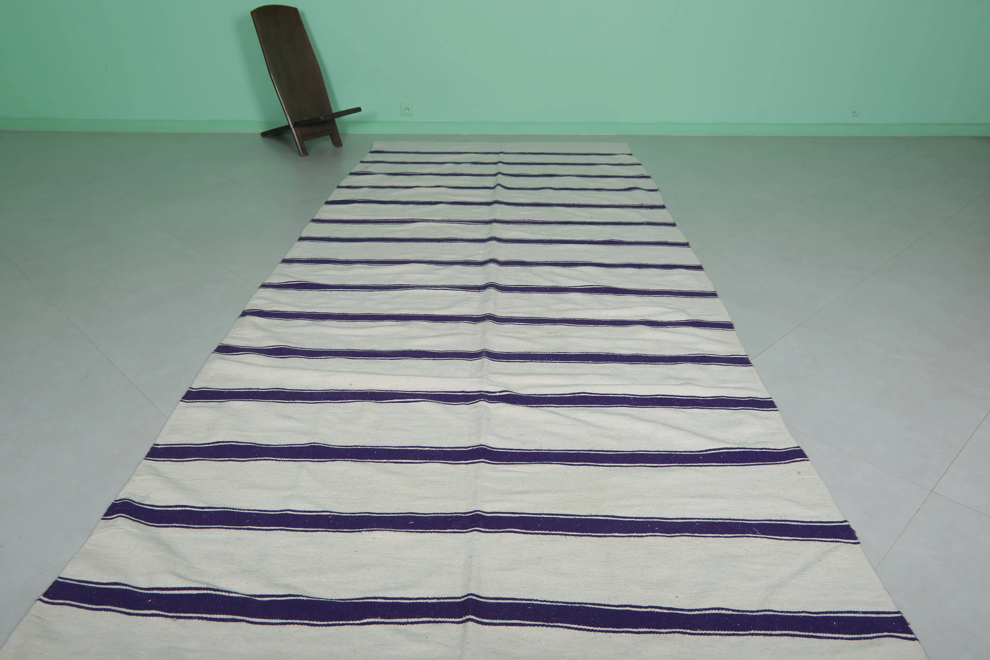 Vintage Wool Berber Blanket – Moroccan Handwoven Design