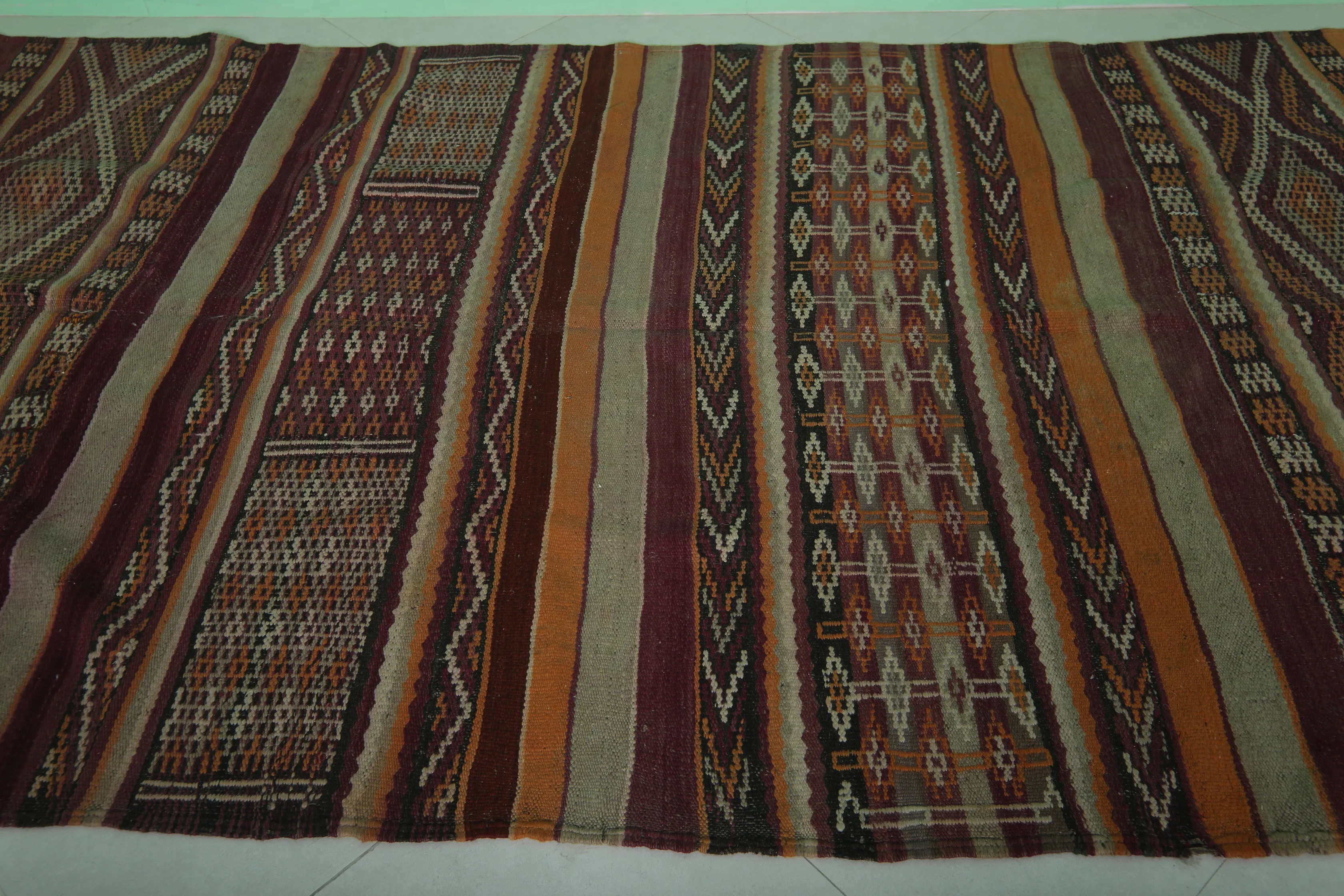 Vintage Zemmour Berber Kilim - 5.2 FT X 9.6 FT