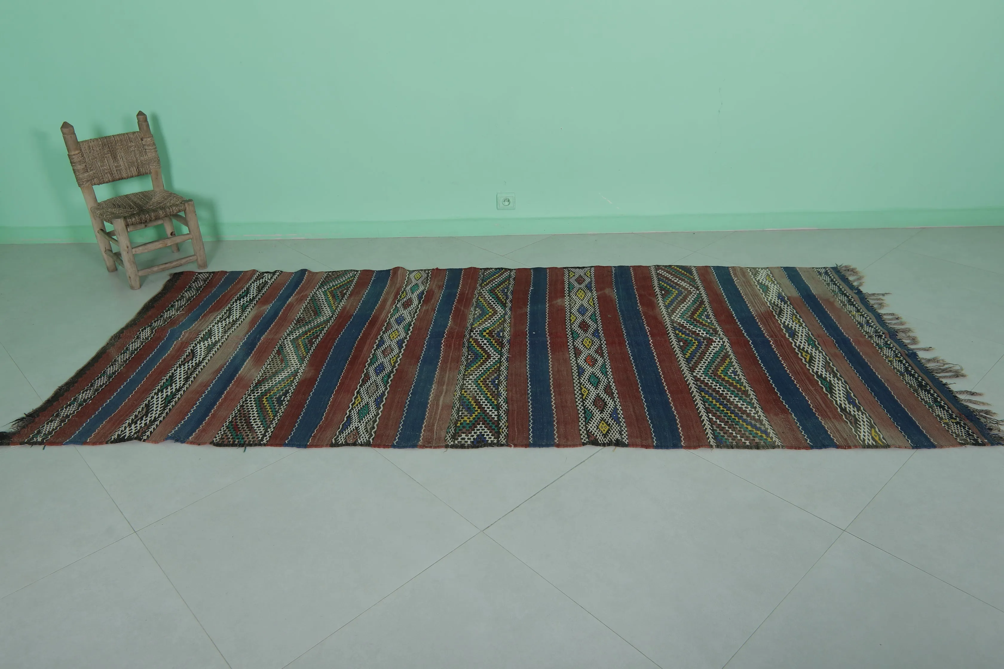 Vintage Zemmour Runner Kilim - 4 FT × 9 FT | Handwoven Moroccan Rug